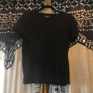 Madewell black tshirt With front pocket